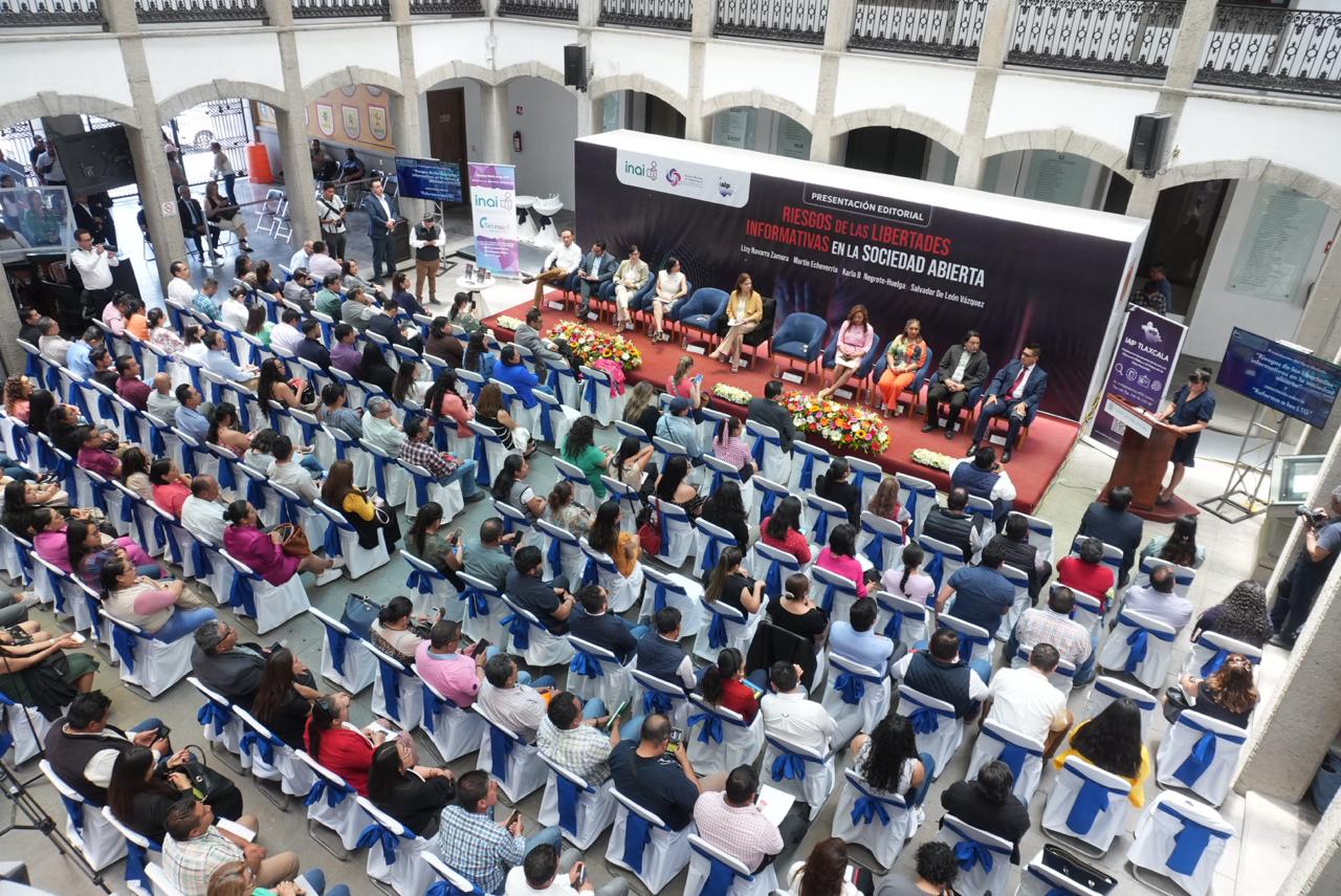 Presentan en el Congreso local libro 'Riesgos de las libertades informativas en la sociedad abierta'